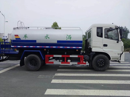阜新灑水車銷售中心 阜新灑水車銷售中心